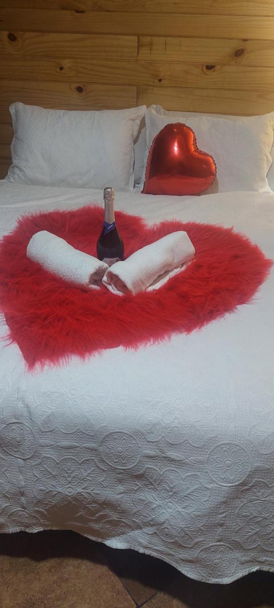 Chale Com Hidromassagem Da Vick Hotell Campos do Jordão Exteriör bild