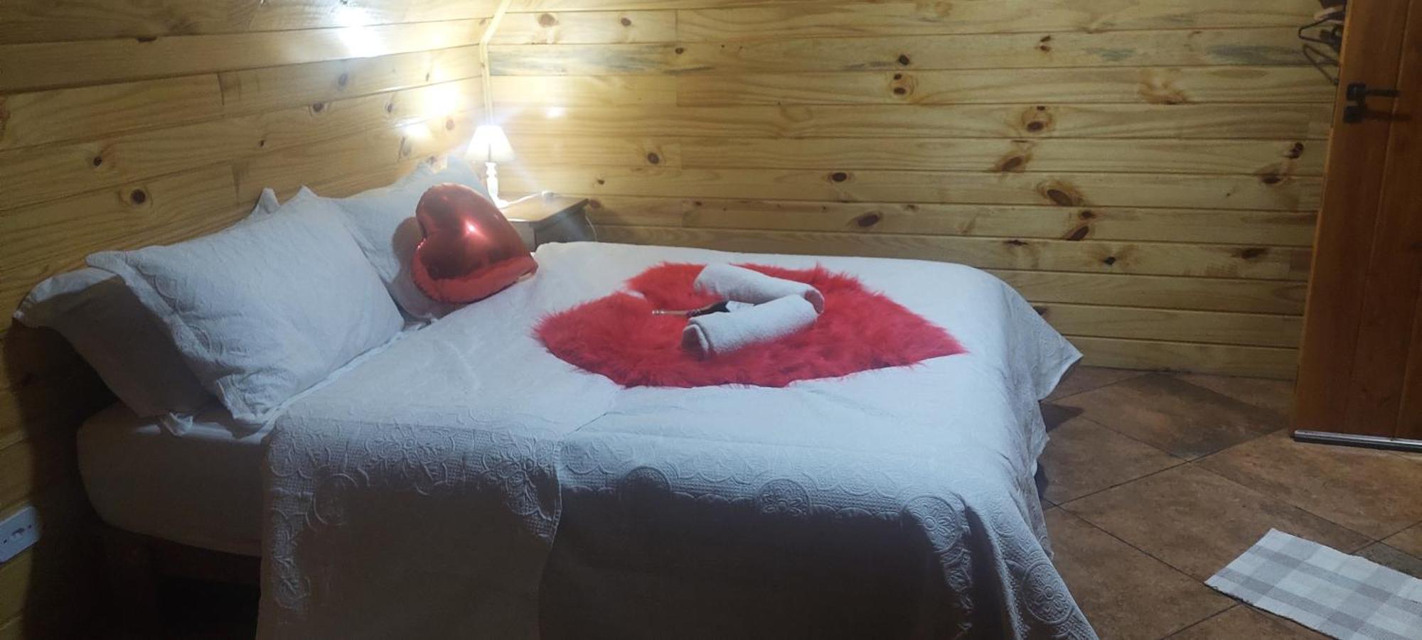 Chale Com Hidromassagem Da Vick Hotell Campos do Jordão Exteriör bild