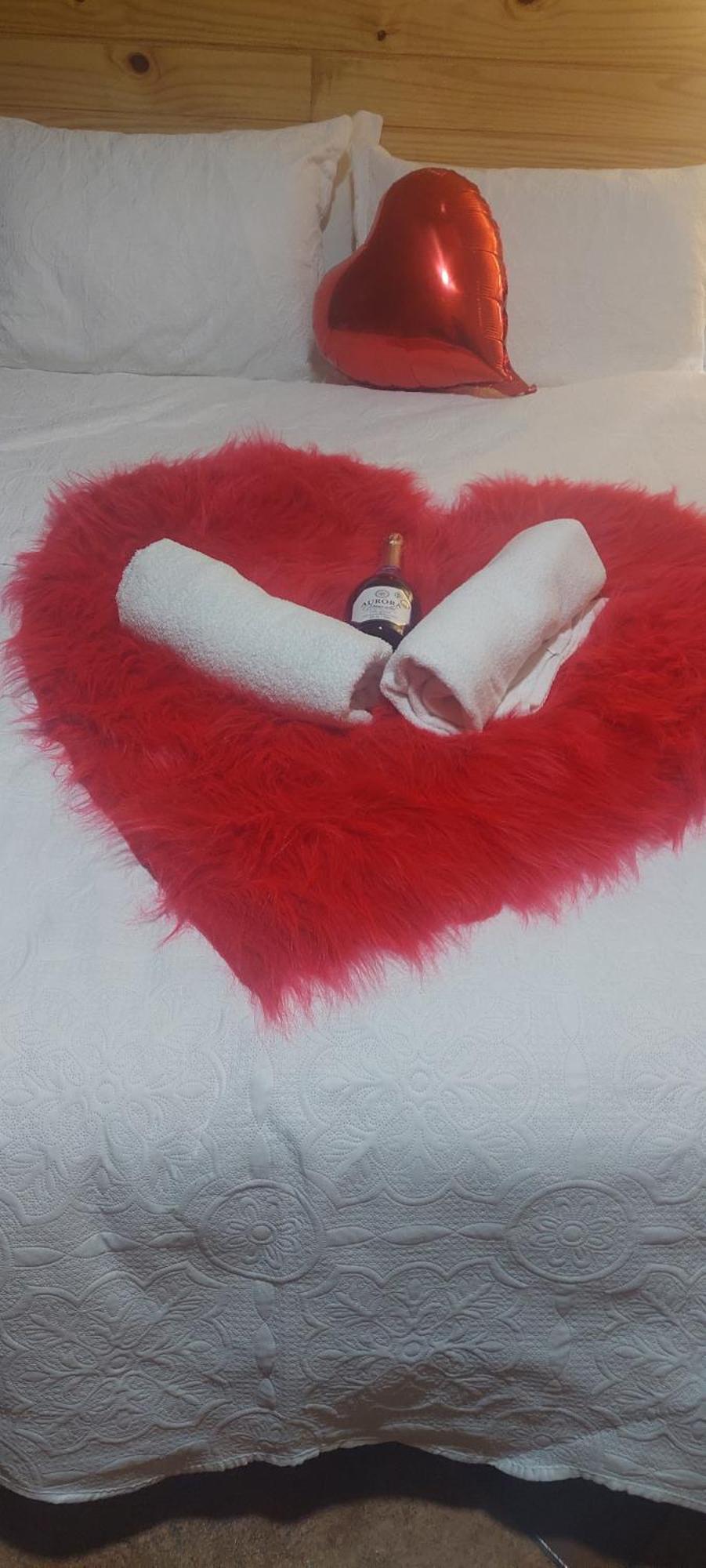 Chale Com Hidromassagem Da Vick Hotell Campos do Jordão Exteriör bild