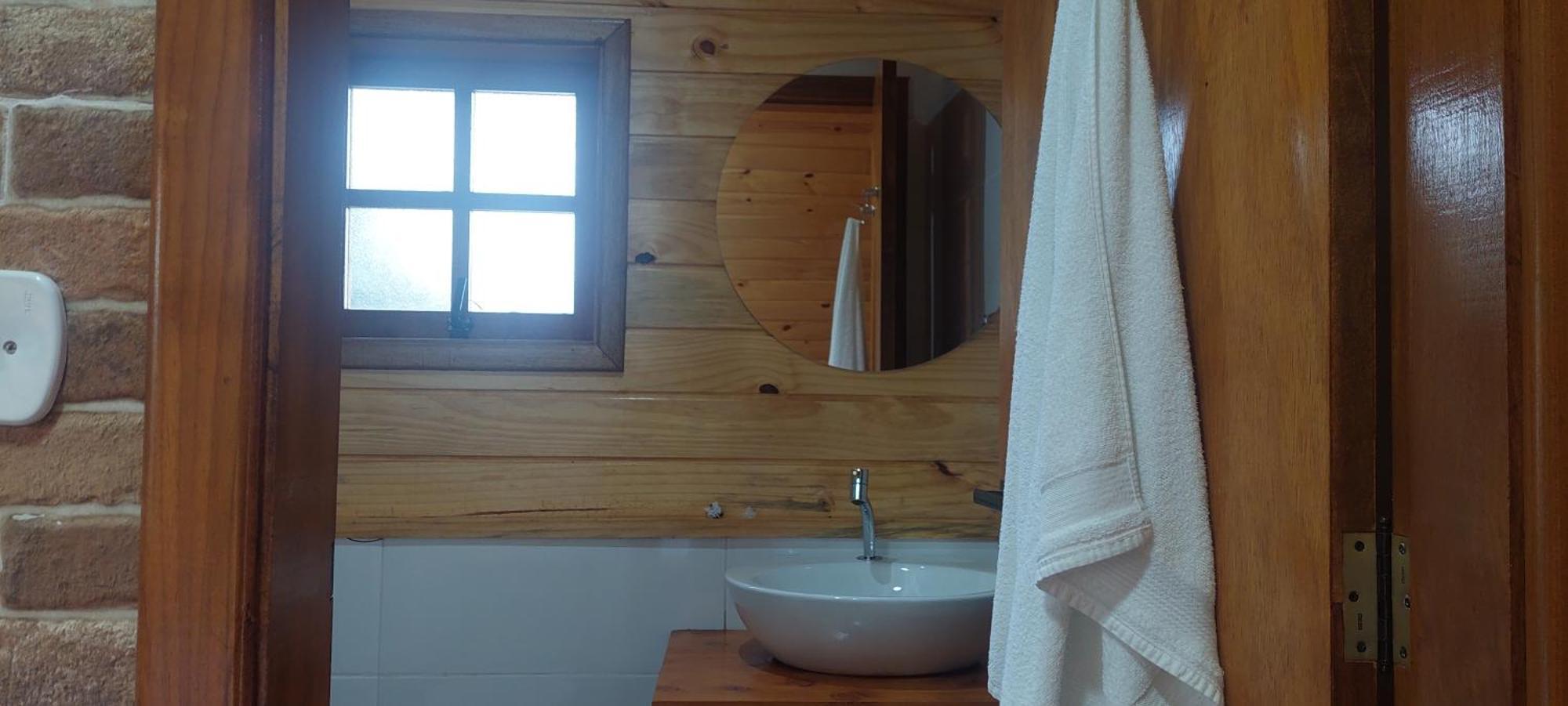 Chale Com Hidromassagem Da Vick Hotell Campos do Jordão Exteriör bild