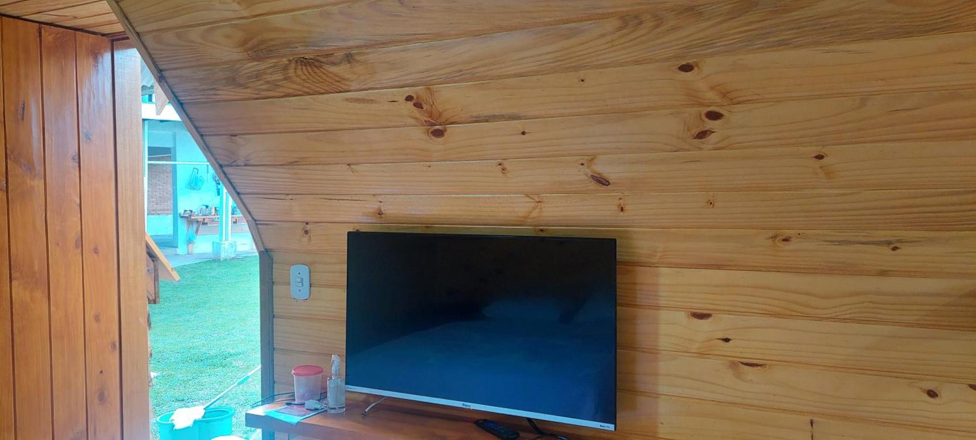 Chale Com Hidromassagem Da Vick Hotell Campos do Jordão Exteriör bild