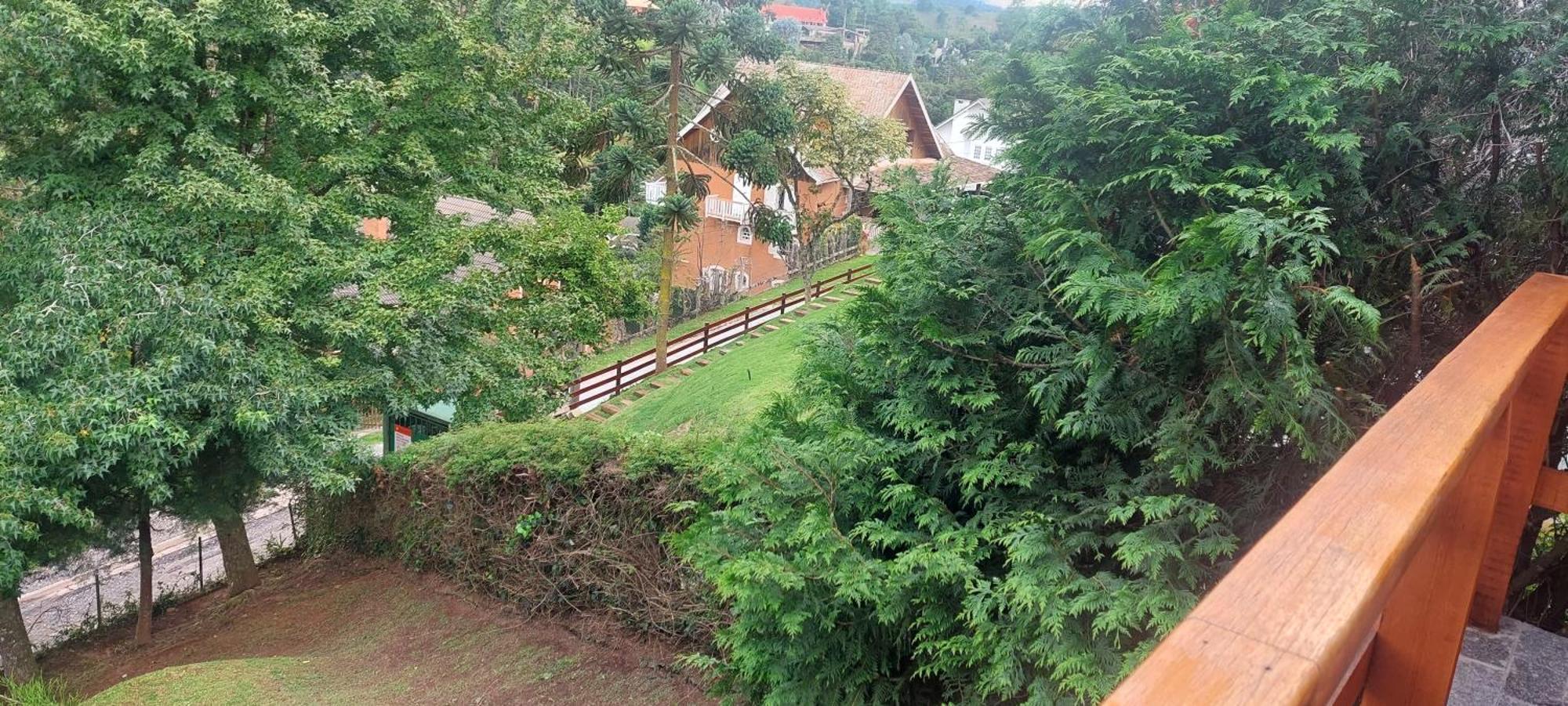 Chale Com Hidromassagem Da Vick Hotell Campos do Jordão Exteriör bild