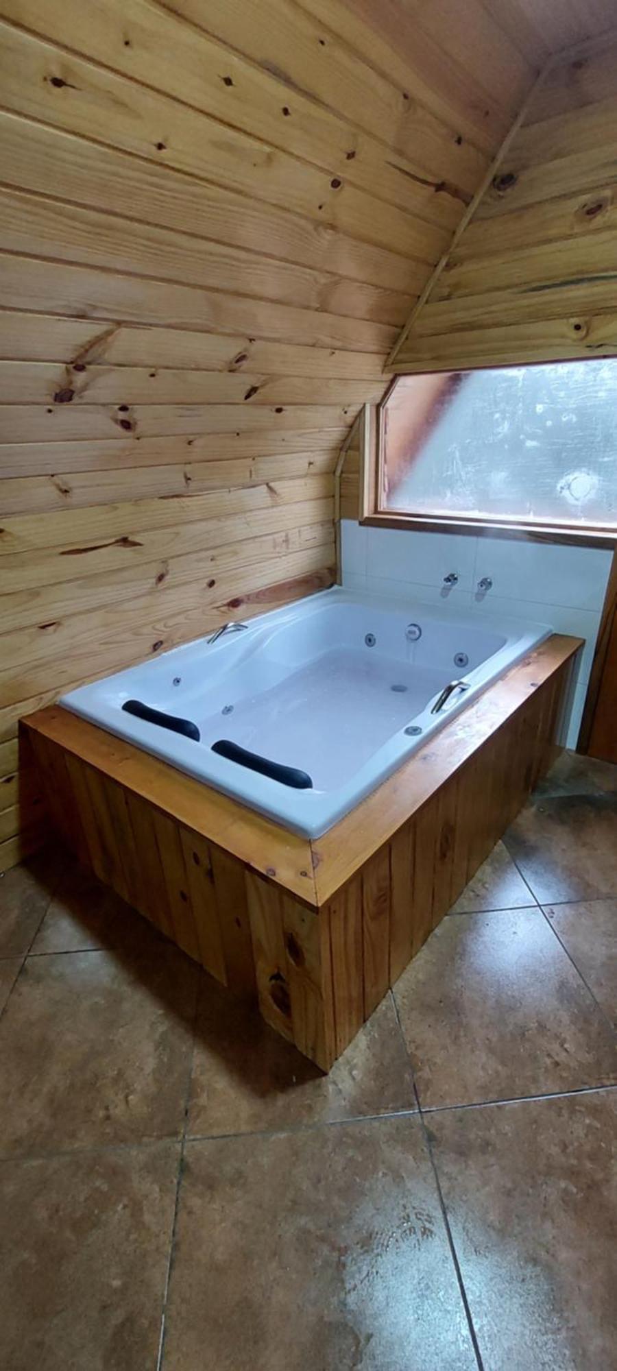 Chale Com Hidromassagem Da Vick Hotell Campos do Jordão Exteriör bild